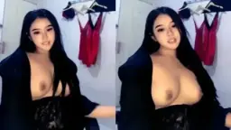 Helena Mengocok Coklat Lembut Di Mango Live, Ttnya Menggoda