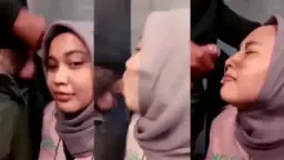 Hijabers Cantik Lagi Nyepong, Air Manis Muncrat Di Muka
