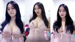 Menggoda Payudara Sheeila Indy Semakin Liar