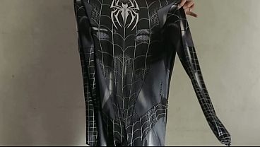 Ngentot Gadis Cosplay Spiderman Hitam Sampai Muntah Crot Berulang Kali Di Dalam Lubang Memeknya – Film Panas Indonesia Paling Baru