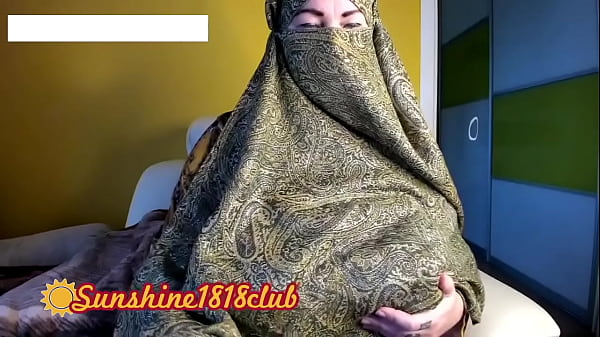 Wanita Turki Arab Berjilbab Dengan Payudara Besar Rekaman Webcam 10 November