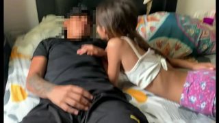 Kakak Tiri Gatal Nekat Main Ranjang Saat Ortu Pergi – Kisah Panasnya…