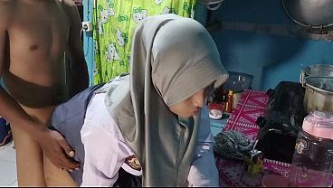 Ngentot Adik Ipar, Nikmatin Lubang Basahnya Sampai Puas