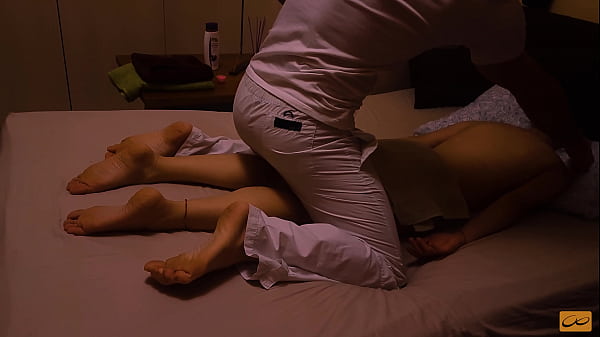 Pijat Nuru Thai Bikin Basah, Langsung Ngewe Keras Sampe Crot Keluar – Orgasme Gak Berhenti