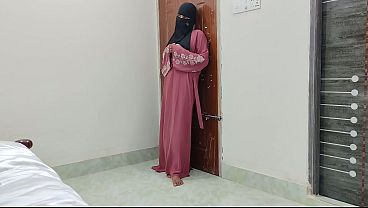 Ngentot Pertama Bareng Pacar Hijab India Yang Malu-malu, Crot Di Dalem