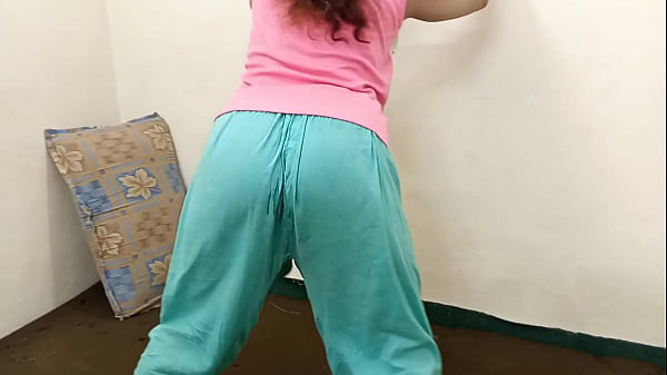 Kakak Tiri Muslim Dan Adik Tiri Ngewe Ngentot Anal Sambil Ngomong Hindi, Bikin Makin Basah.