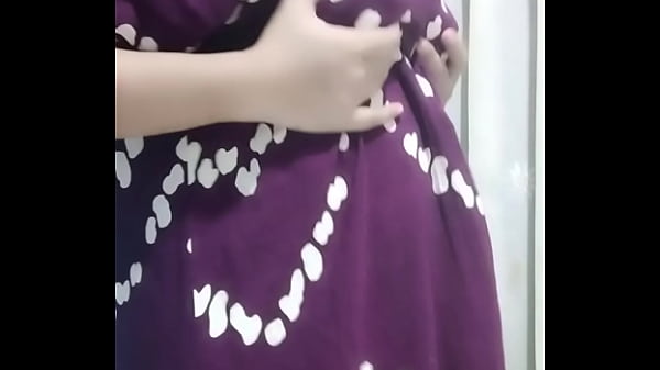 Bu Guru Hijab Pamer Memek Basah Di Kelas