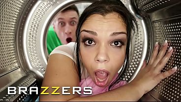 Brazzers – Cewek Cewek Hot Macet Situasi Bikin Ngewe Sampai Mampus, Kumpulan Bintang Paling Besar Brazzers!