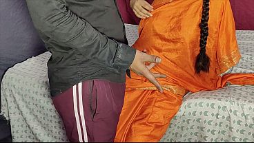 Dekh, Teri Rand Bhabhi Ki Chut Ki Pyaas Main Apna Lund Daal Ke Bujha Dunga.