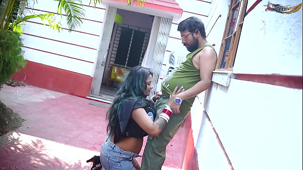 Desi Bengali Pasutri Ngebancikan Anal Di Luar Rumah Pakai Audio Hindi Hot (film Penuh)