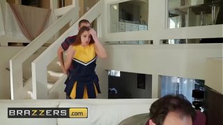 Remaja Ngentot Sama Kontol Gede – Gia Derza, Xander Corvus – Cewek Cheerleader Nakal – Brazzers