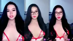 Helena Cute Cosplay Suster, Bikin Ngaceng Abis!