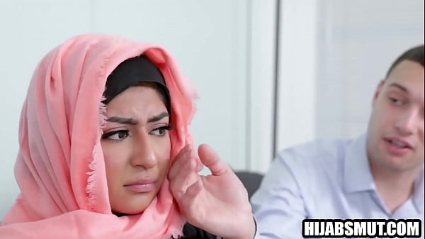 Gadis Muslim Terpaksa Ngentot Sama Bule Amerika