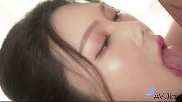 Cewek China Seksi Ban Ban Digenjot Brutal Sampai Meraung.