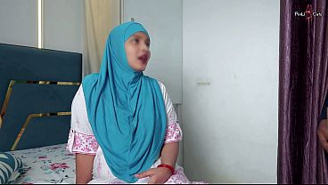 Blinkit Kurir Goyangin Kontol Sambil Cukur Bulu Becek Bini Orang Hijab, Lalu Ngewe Sampe Mampus.