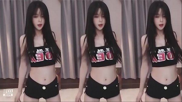 Cô Gái Trung Quốc Nhảy Múa, Thân Hình Mảnh Mai Gợi Cảm, Từng động Tác đều Khiến Người Ta Phát Hỏa.