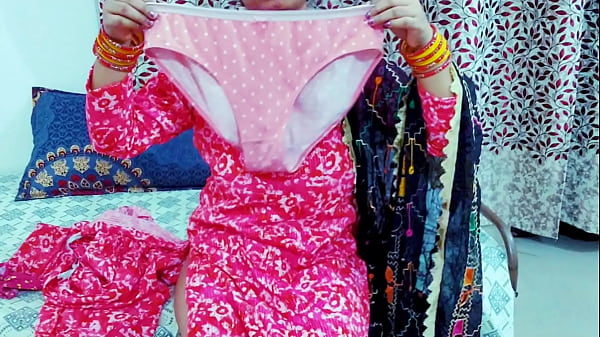Cewek Bengali Lugu Digebukin Sama Orang Asing Di India – Cerita Panas Hindi