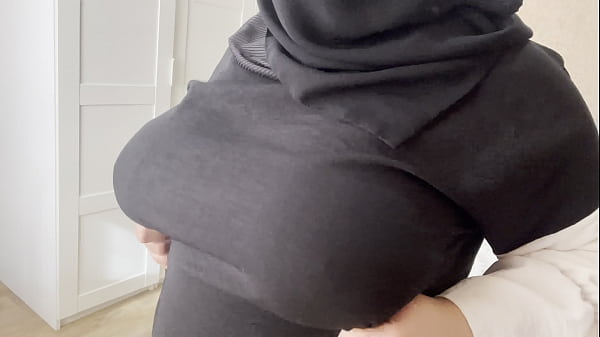 Teman Punya Istri Arab, Dadanya Montok Dan Terbuka Liar