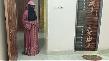 Aku Ngewe Step-sis Gegara Dia Main Game Terus.