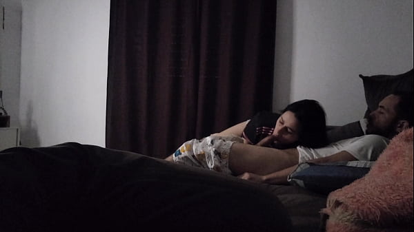 Tia Gatel Rencanain Biar Bisa Rebahan Di Sofa Bareng Ponakan Yang Lagi Pada Montok.