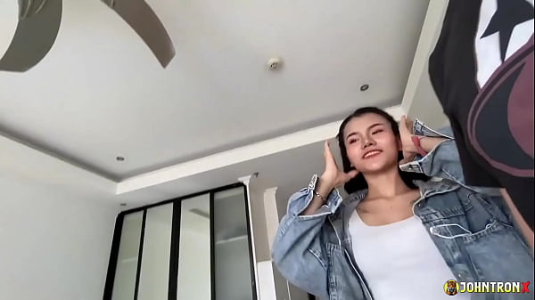 Johntronx- Gw Ngencengin Tante Thai Muda Yang Nyepongnya Bikin Teler