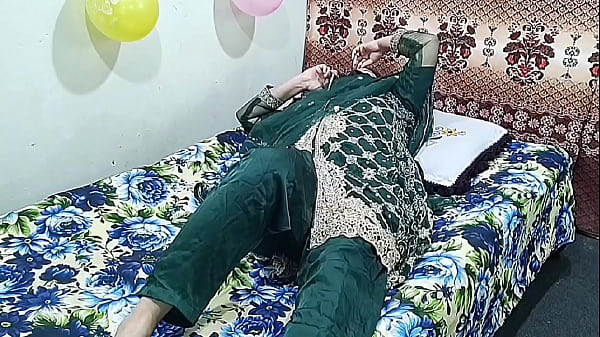 Seorang Ibu Rumah Tangga India Panggil Anak Muda, Langsung Digebrak Habis-habisan, Suara Hindi Panas Bikin Malu Tetangga.