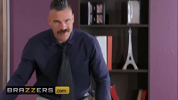 Titik Besar Di Kantor – (monique Alexander, Charles Dera) – Bos Dikendalikan Dari Jauh – Brazzers