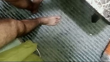 Ngentot 3 Arab, Kontol Besar Dijilat, Pantat Dikangkang, Si Irak Manja Minta Ditusuk