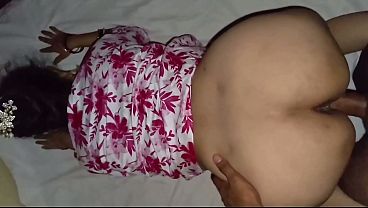 Desi Cewek Kampung, Bokong Gede Bikin Mupeng