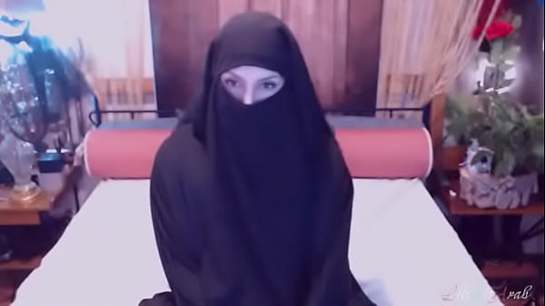 Gadis Arab Nakal Bayar Guru Pakai Badan