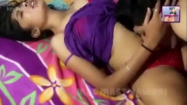 Desi Cewek India Siap Digoyang, Bikin Ngilu Di Setiap Sentuhan